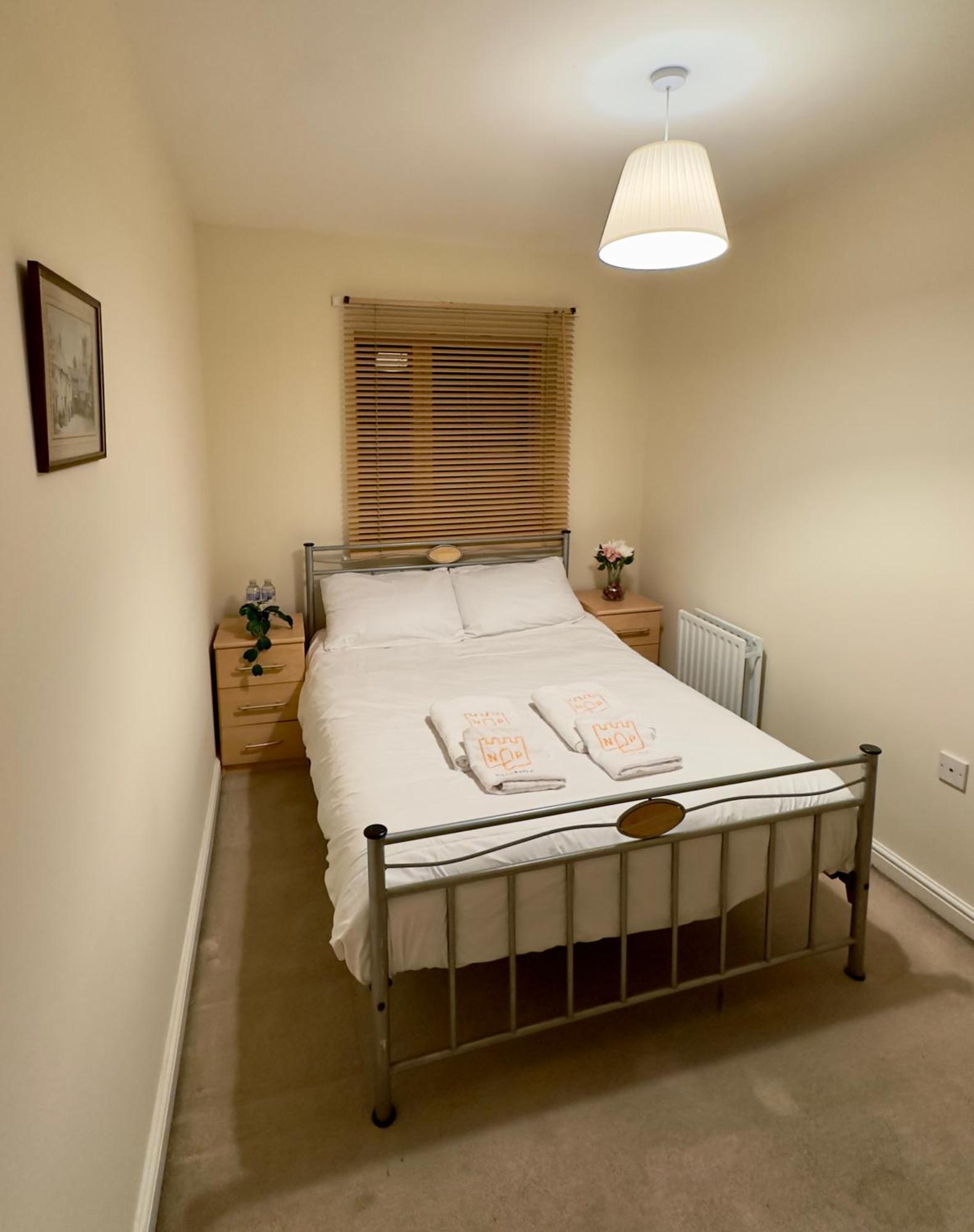 Napcastle Caledonian Park Hotel Лондон Екстериор снимка