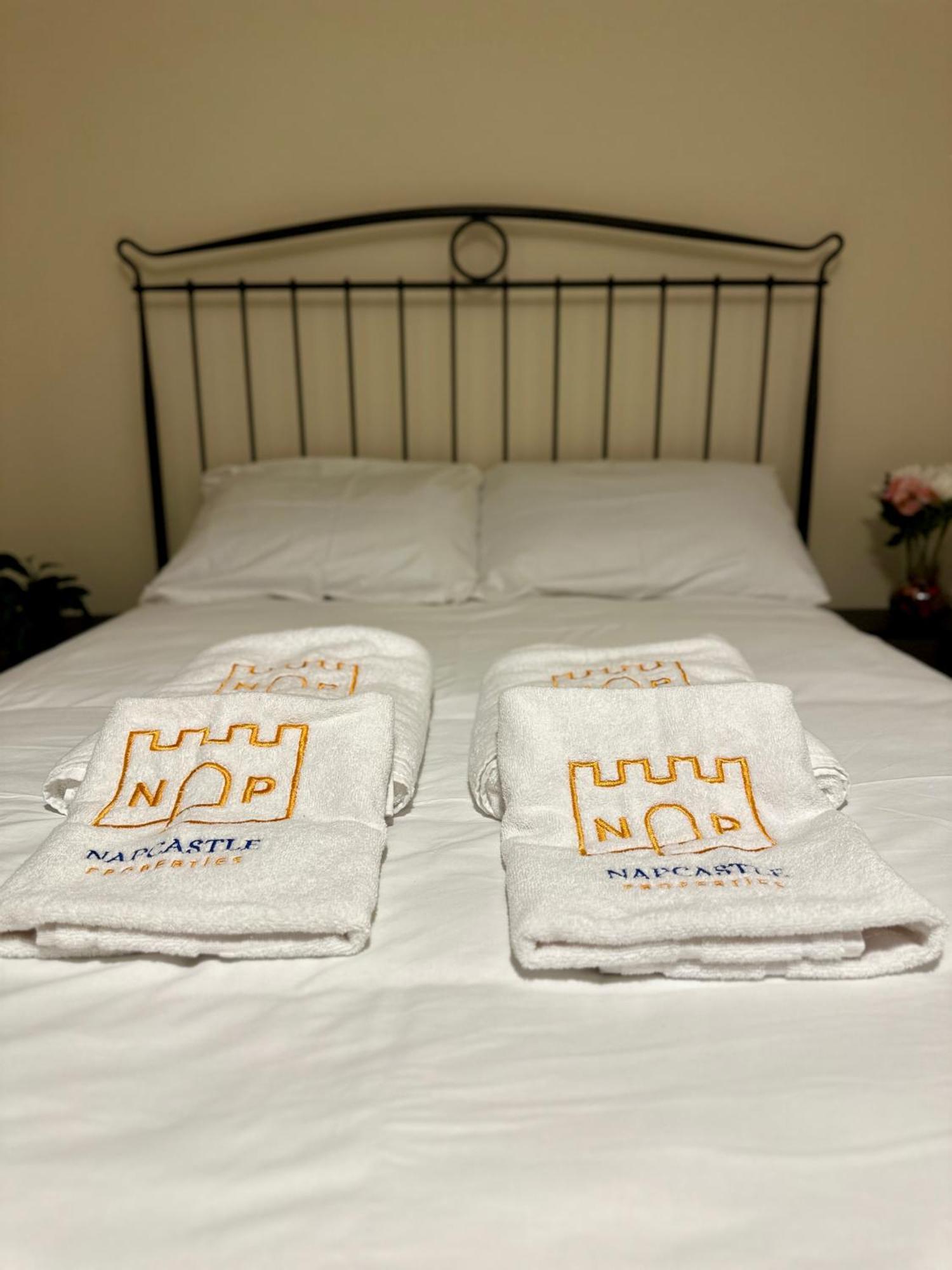 Napcastle Caledonian Park Hotel Лондон Екстериор снимка