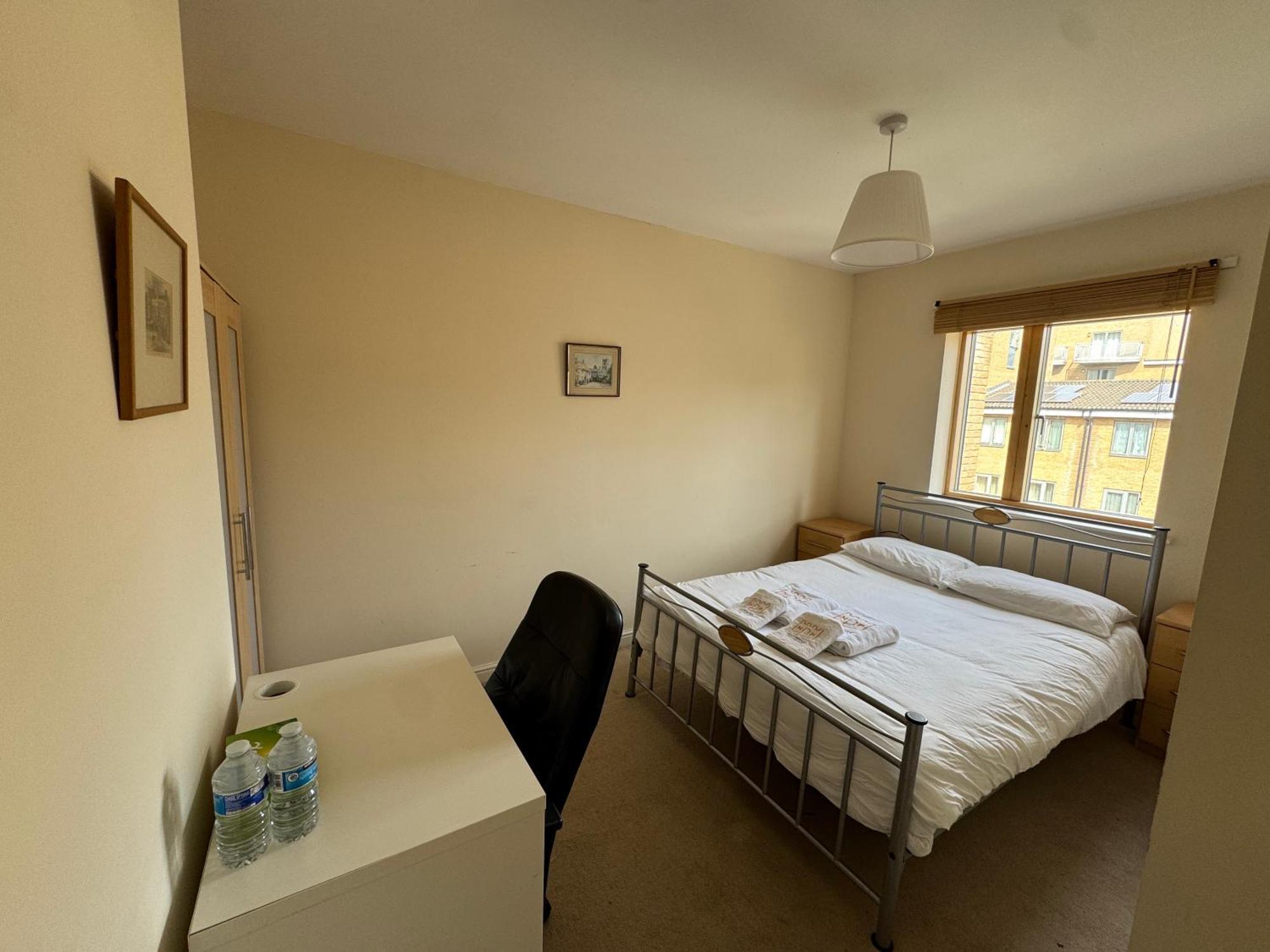 Napcastle Caledonian Park Hotel Лондон Екстериор снимка